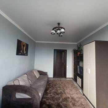 Продается 1-комнатная квартира, 39 м²