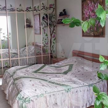 Продается 2-х комнатная квартира, 122 м²