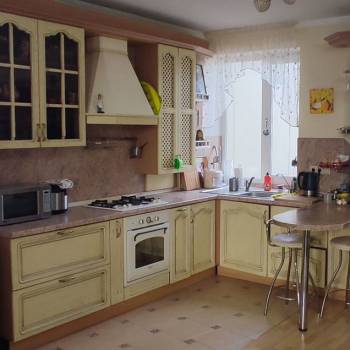 Продается 2-х комнатная квартира, 122 м²