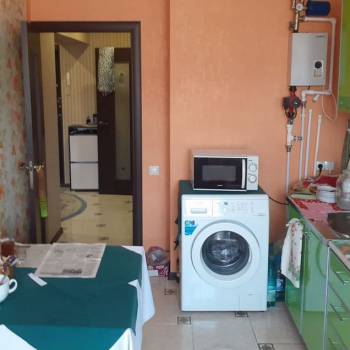 Продается 1-комнатная квартира, 45 м²