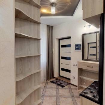 Продается 2-х комнатная квартира, 97,8 м²