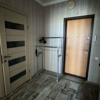 Продается 1-комнатная квартира, 30,6 м²