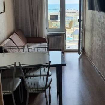 Продается 1-комнатная квартира, 38 м²