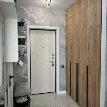 Продается 1-комнатная квартира, 37 м²