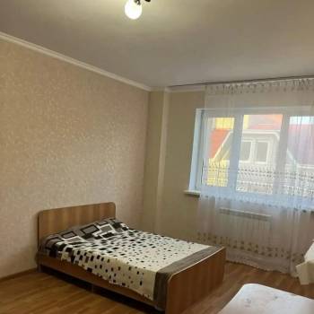 Сдается 1-комнатная квартира, 48 м²