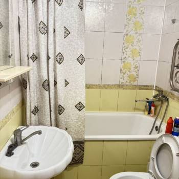 Продается 1-комнатная квартира, 46,1 м²