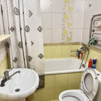 Продается 1-комнатная квартира, 46,1 м²
