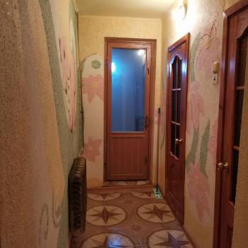 Продается Многокомнатная квартира, 90,4 м²