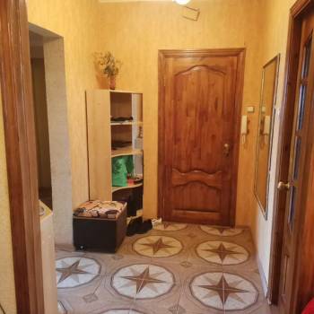 Продается Многокомнатная квартира, 90,4 м²