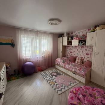 Продается Дом, 350 м²