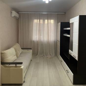 Сдается 1-комнатная квартира, 37 м²