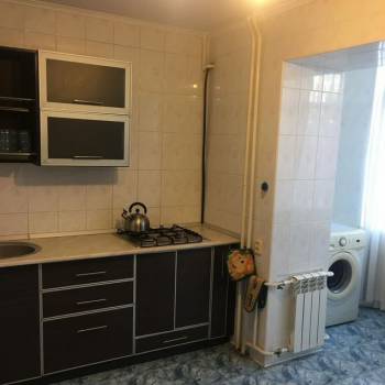 Сдается 1-комнатная квартира, 40 м²