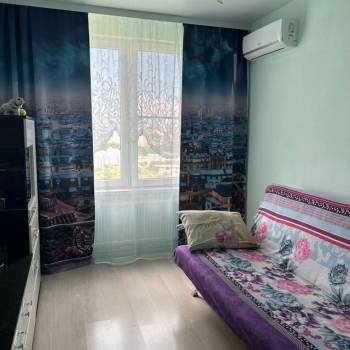Продается 1-комнатная квартира, 36,6 м²