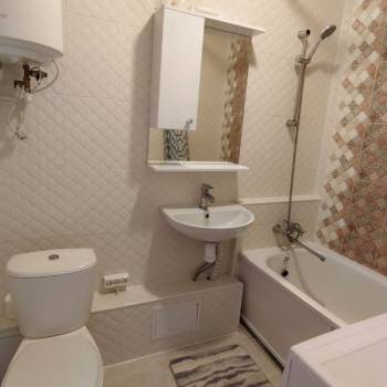 Сдается 1-комнатная квартира, 37 м²