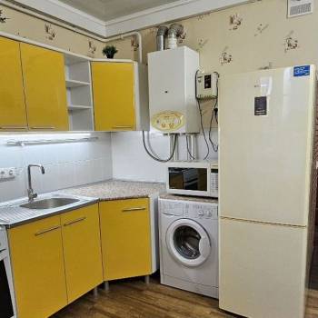 Сдается 1-комнатная квартира, 38 м²