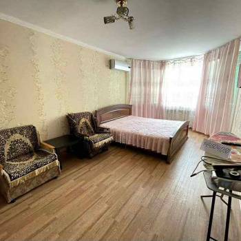 Сдается 1-комнатная квартира, 50 м²