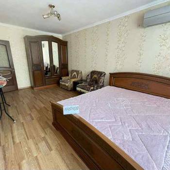 Сдается 1-комнатная квартира, 50 м²