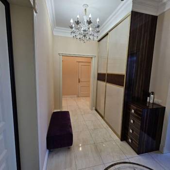 Продается 3-х комнатная квартира, 110 м²