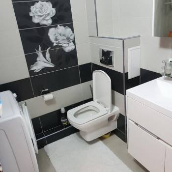 Сдается 1-комнатная квартира, 50 м²
