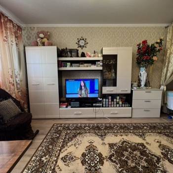 Продается 1-комнатная квартира, 47 м²
