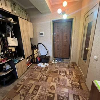 Продается 1-комнатная квартира, 47 м²