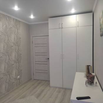 Продается 1-комнатная квартира, 39 м²