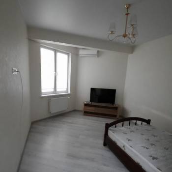 Продается 1-комнатная квартира, 50 м²