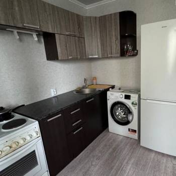 Сдается 1-комнатная квартира, 39 м²