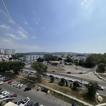 Продается 1-комнатная квартира, 49,1 м²