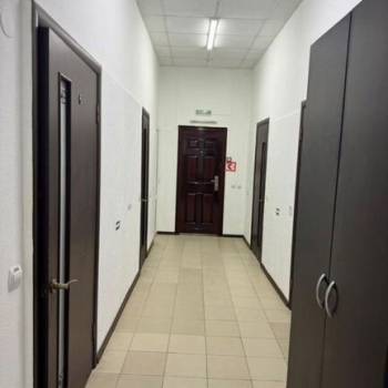 Продается Нежилое помещение, 110 м²