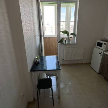 Сдается 1-комнатная квартира, 37 м²