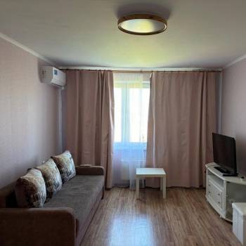 Сдается 1-комнатная квартира, 41 м²