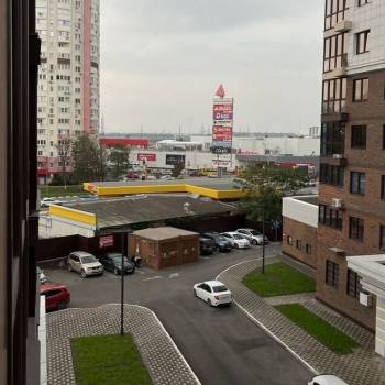 Сдается 1-комнатная квартира, 45 м²