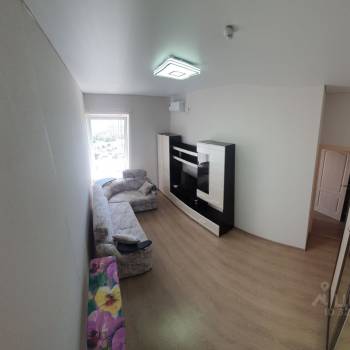 Продается 1-комнатная квартира, 38 м²