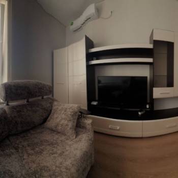 Продается 1-комнатная квартира, 38 м²