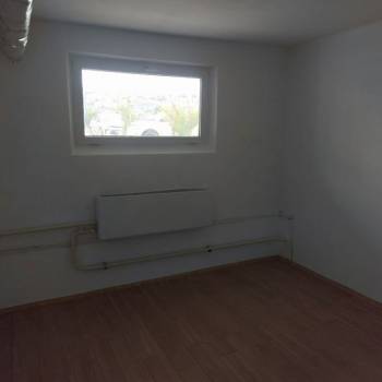 Продается Нежилое помещение, 13 м²