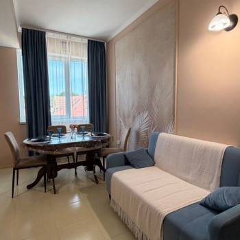 Сдается 1-комнатная квартира, 59,6 м²