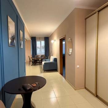 Сдается 1-комнатная квартира, 59,6 м²