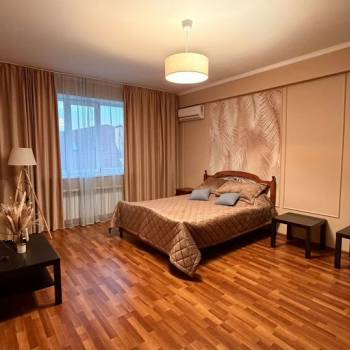 Сдается 1-комнатная квартира, 59,6 м²