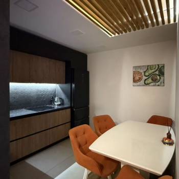 Продается Многокомнатная квартира, 80 м²