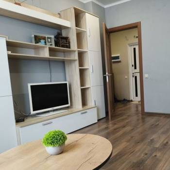 Продается 1-комнатная квартира, 38 м²