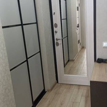Продается 1-комнатная квартира, 41 м²