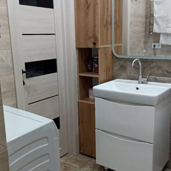 Продается 1-комнатная квартира, 41 м²