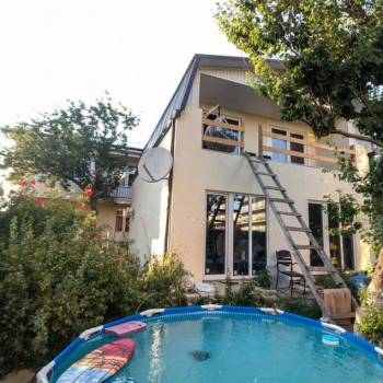 Продается Дом, 210 м²