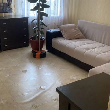 Продается 2-х комнатная квартира, 72 м²