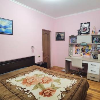 Продается 3-х комнатная квартира, 92 м²