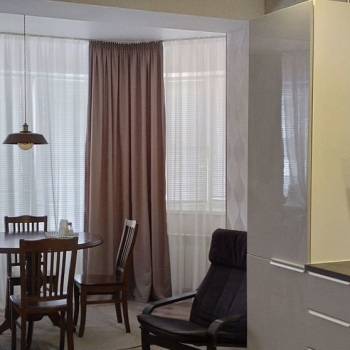 Продается 3-х комнатная квартира, 130 м²