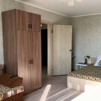 Сдается 1-комнатная квартира, 42 м²