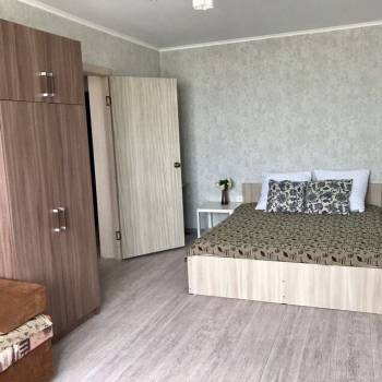 Сдается 1-комнатная квартира, 42 м²
