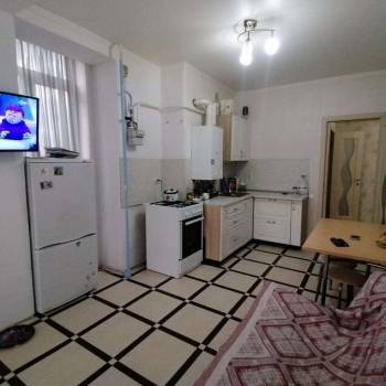 Сдается 1-комнатная квартира, 42 м²